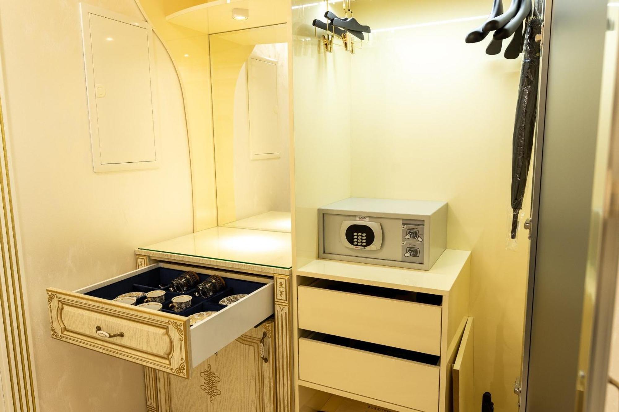 Royal Palace Luxury Hotel And Spa Khmelʼnytsʼkyy Chambre photo