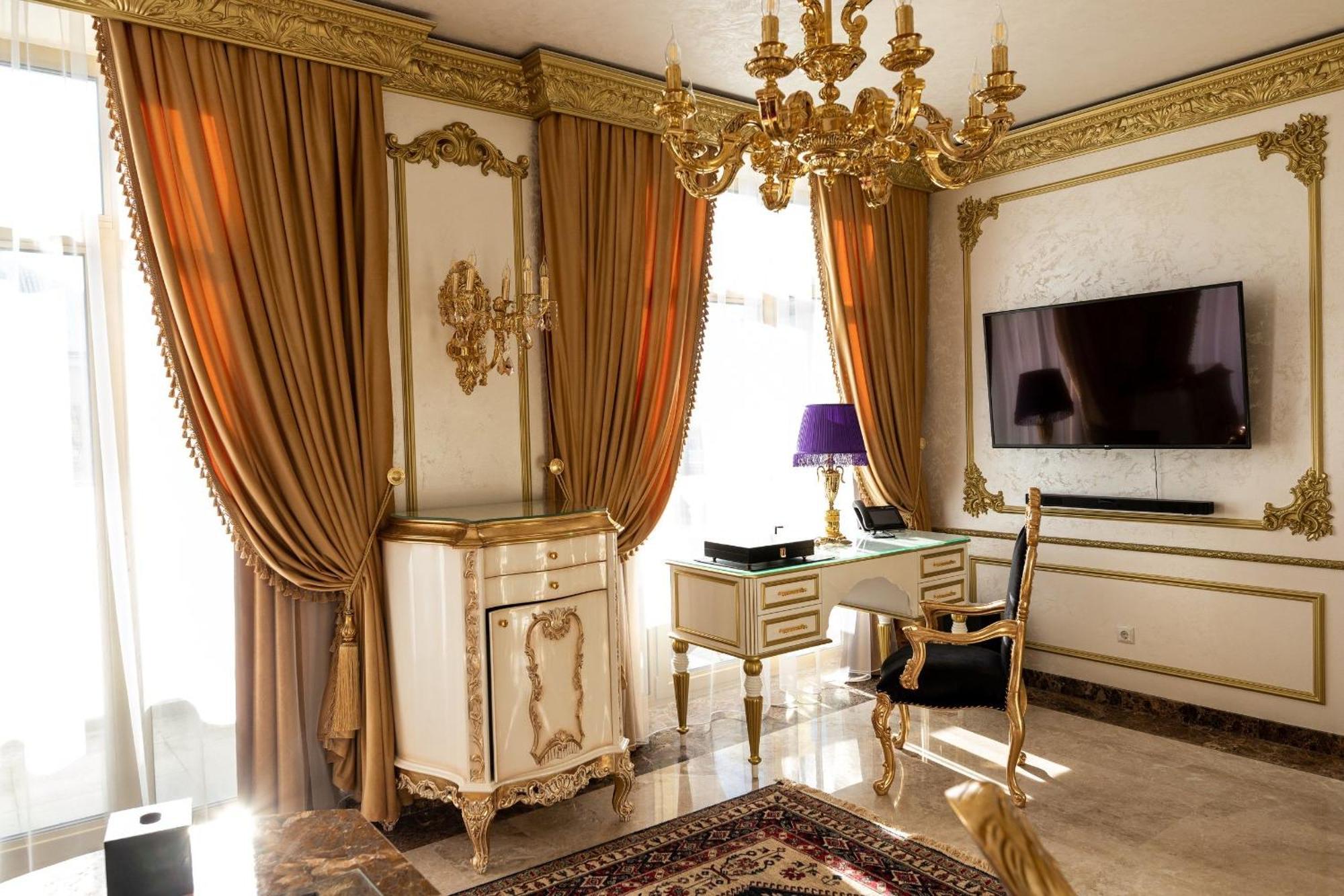 Royal Palace Luxury Hotel And Spa Khmelʼnytsʼkyy Chambre photo