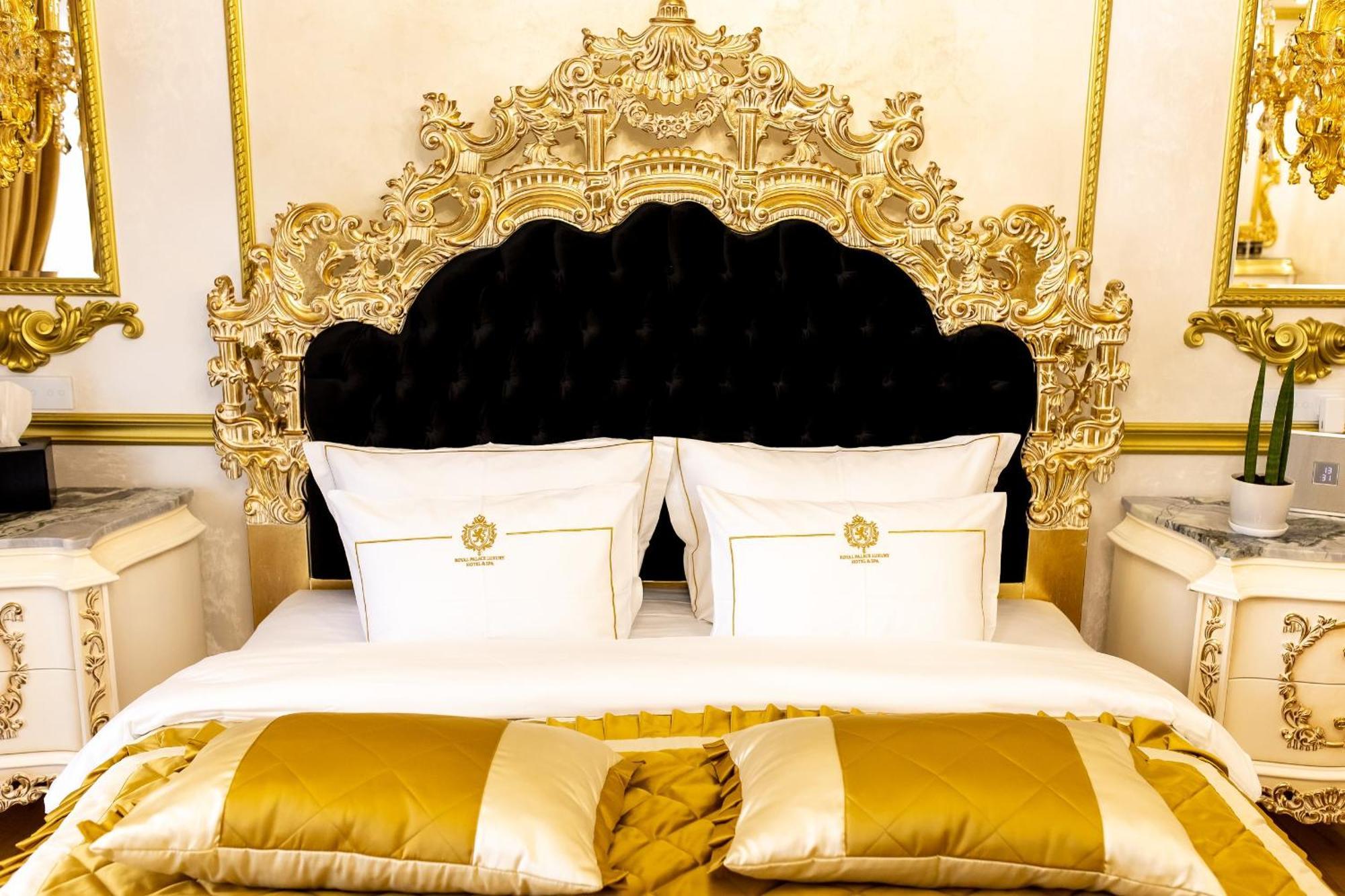 Royal Palace Luxury Hotel And Spa Khmelʼnytsʼkyy Chambre photo