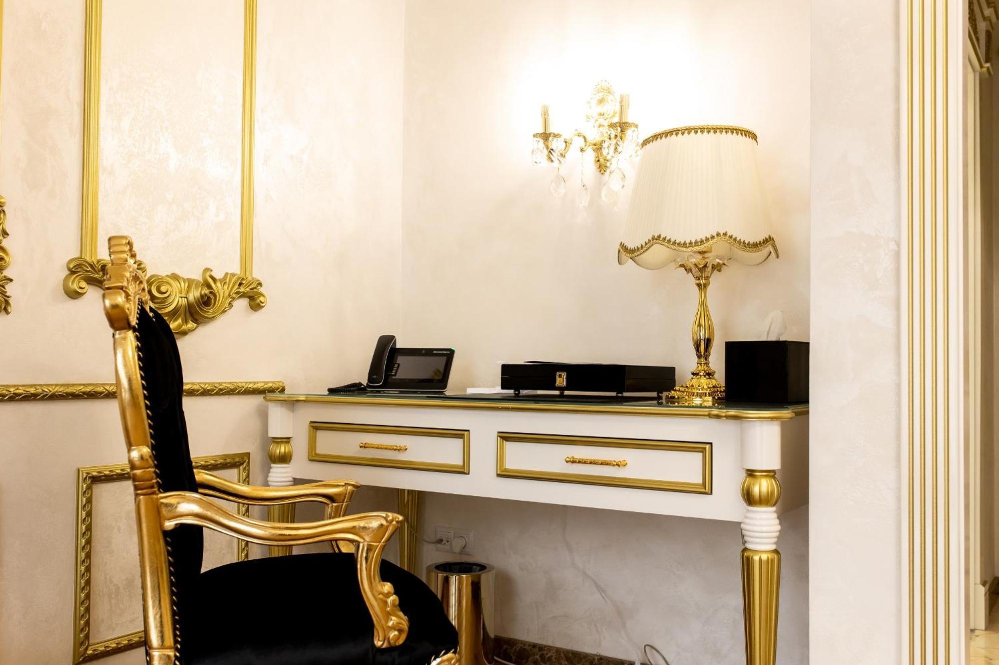 Royal Palace Luxury Hotel And Spa Khmelʼnytsʼkyy Chambre photo