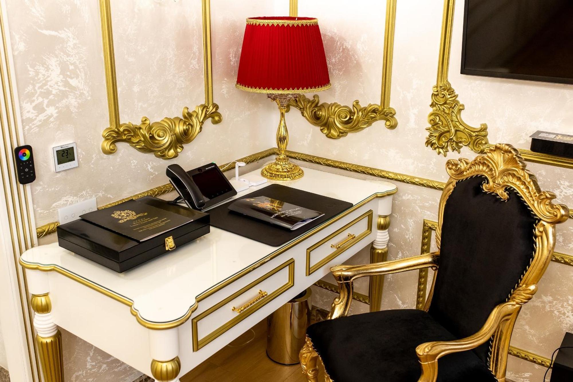 Royal Palace Luxury Hotel And Spa Khmelʼnytsʼkyy Chambre photo