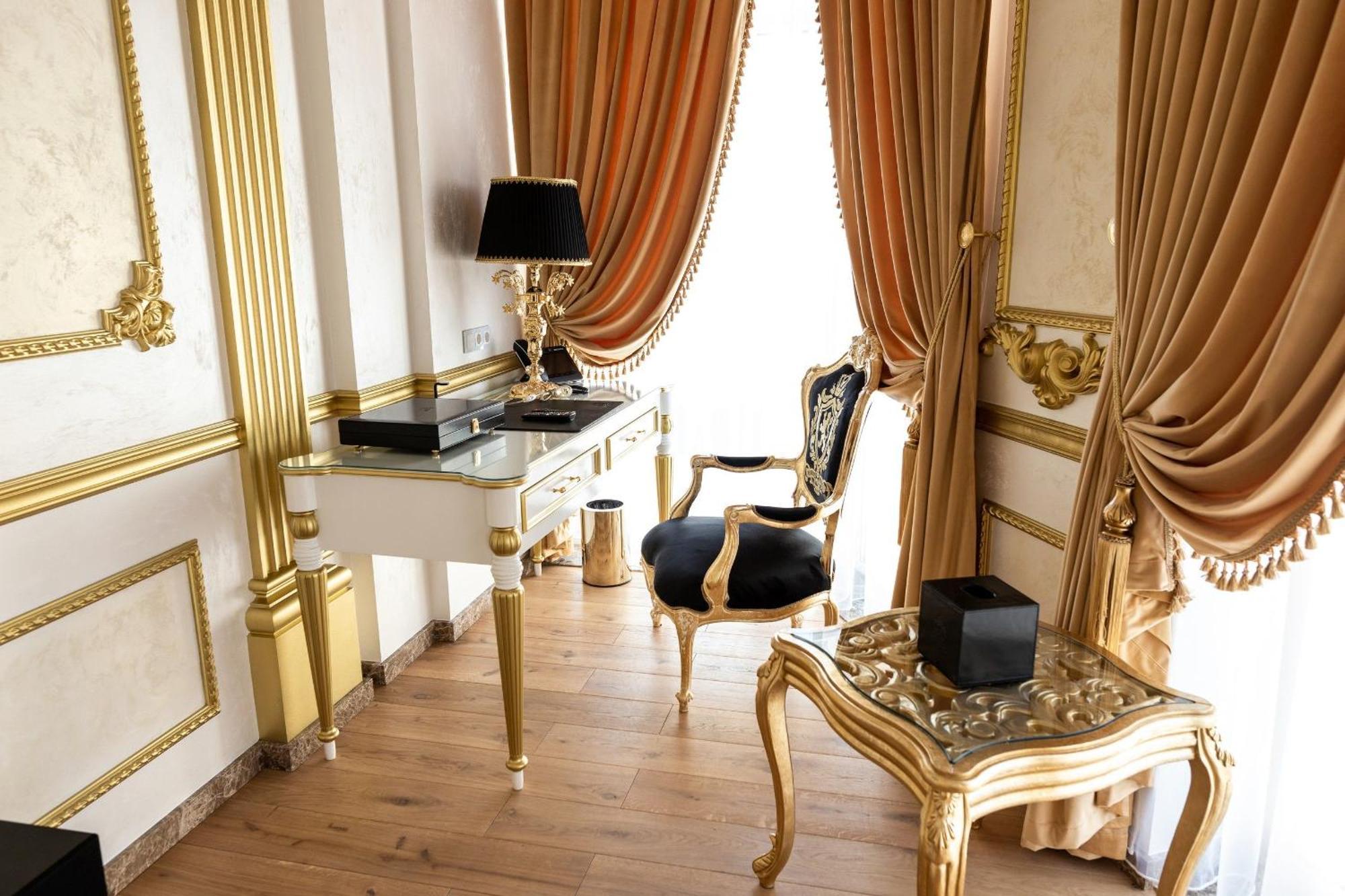 Royal Palace Luxury Hotel And Spa Khmelʼnytsʼkyy Chambre photo