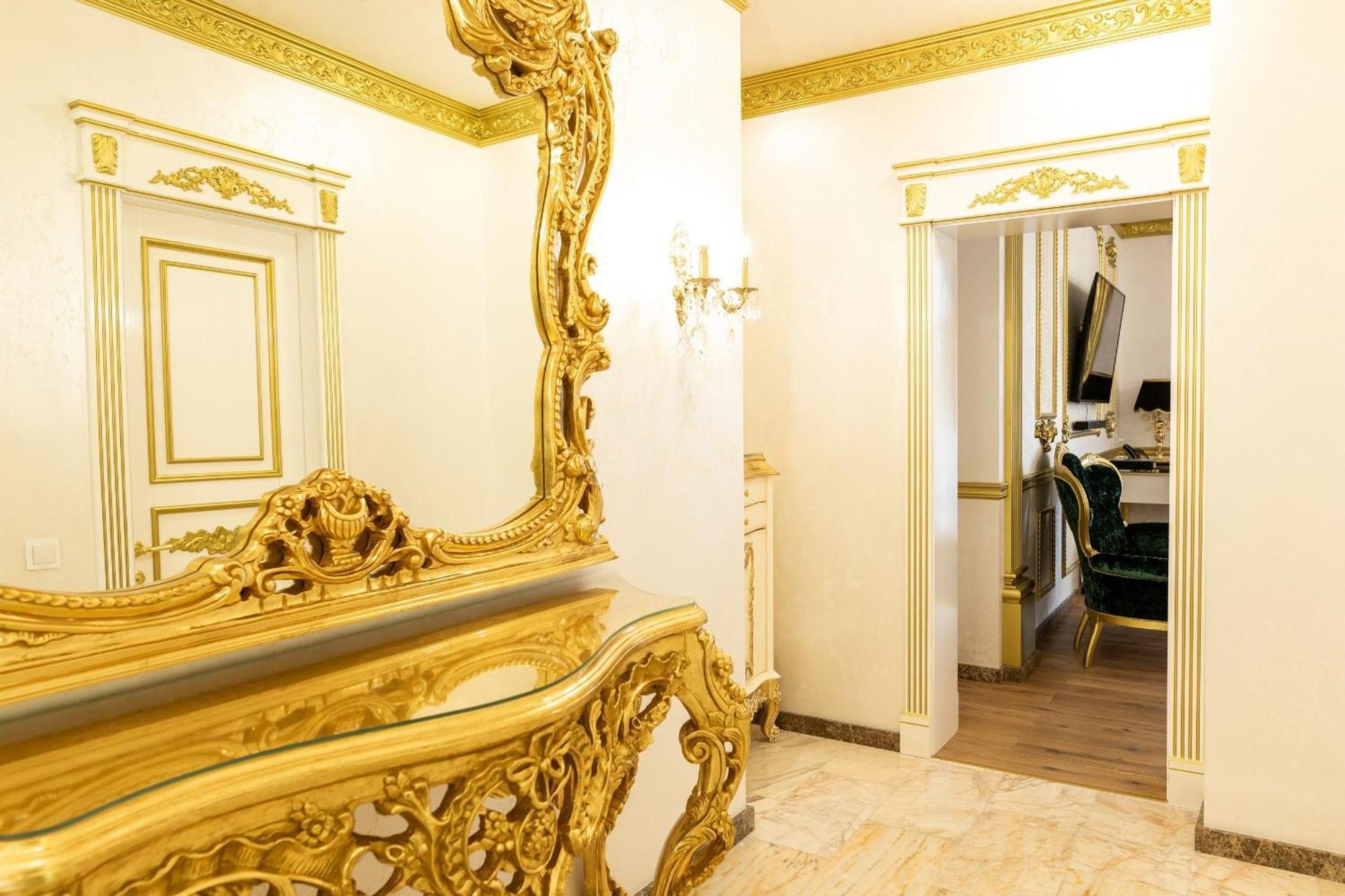 Royal Palace Luxury Hotel And Spa Khmelʼnytsʼkyy Chambre photo