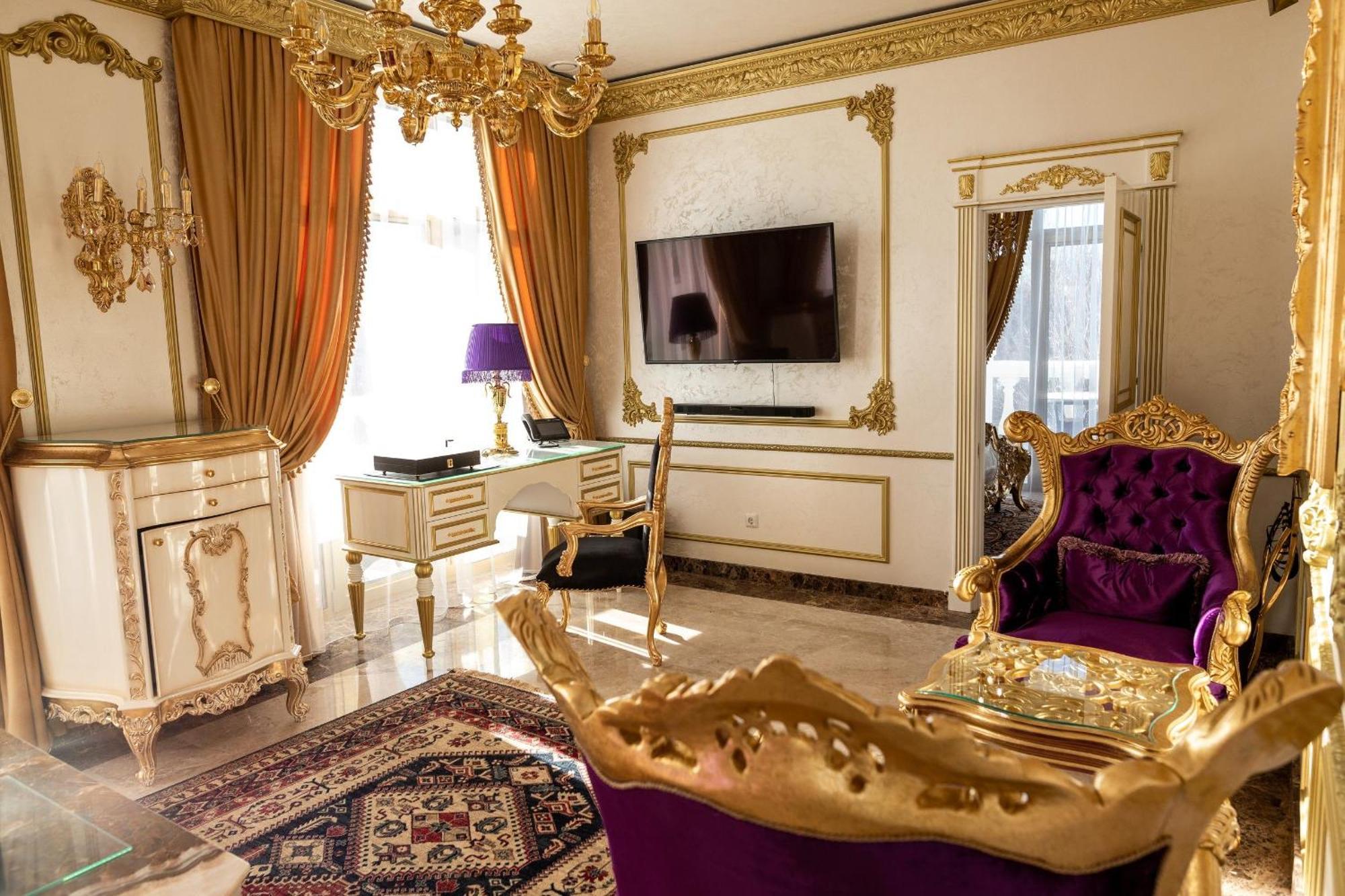 Royal Palace Luxury Hotel And Spa Khmelʼnytsʼkyy Chambre photo
