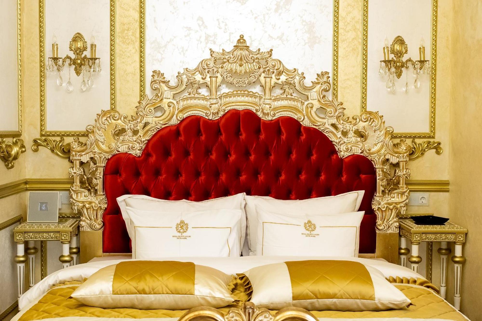 Royal Palace Luxury Hotel And Spa Khmelʼnytsʼkyy Chambre photo