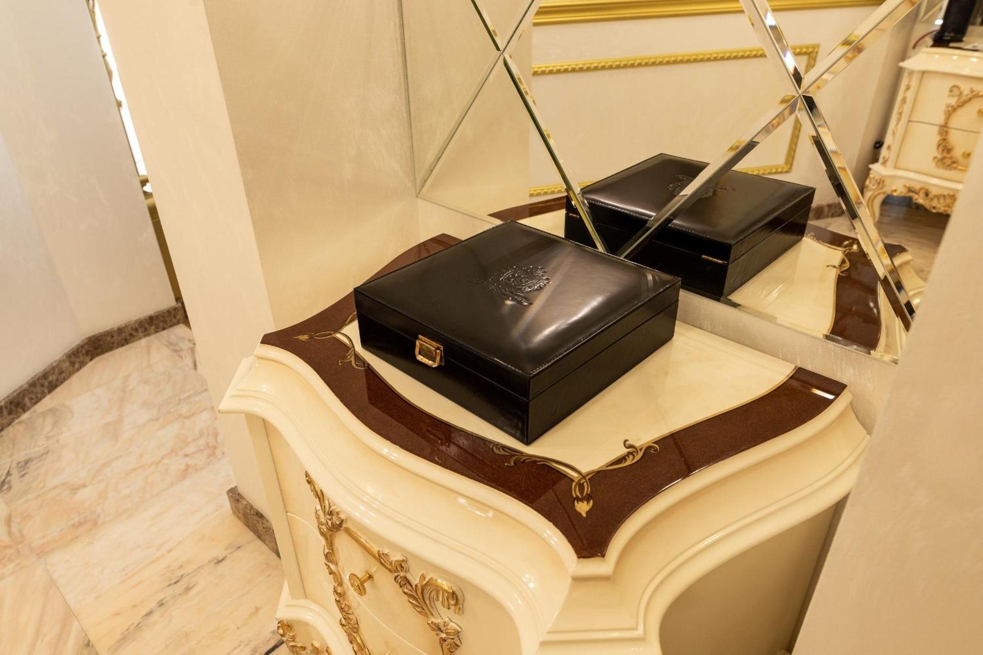 Royal Palace Luxury Hotel And Spa Khmelʼnytsʼkyy Chambre photo